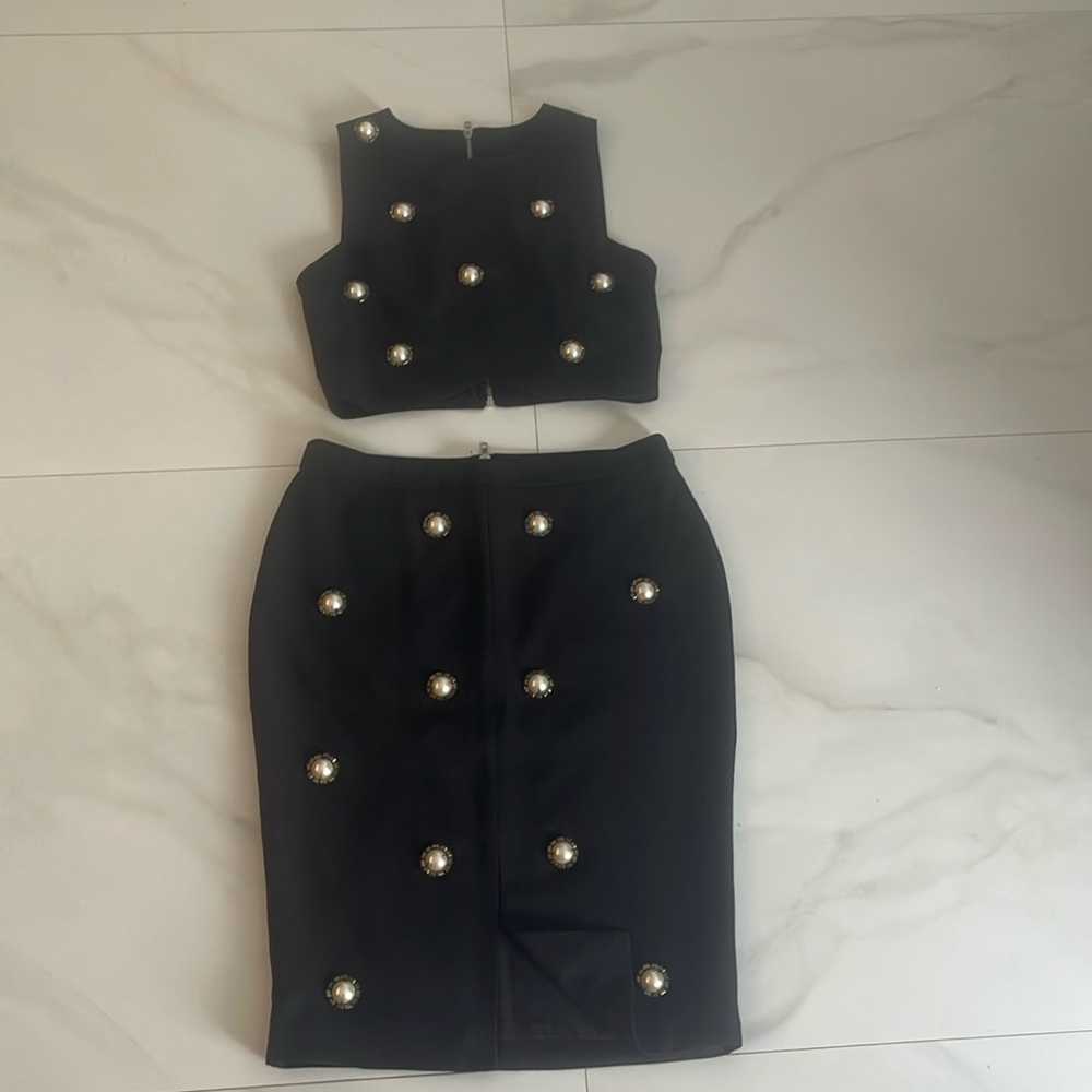 Two piece set for woman